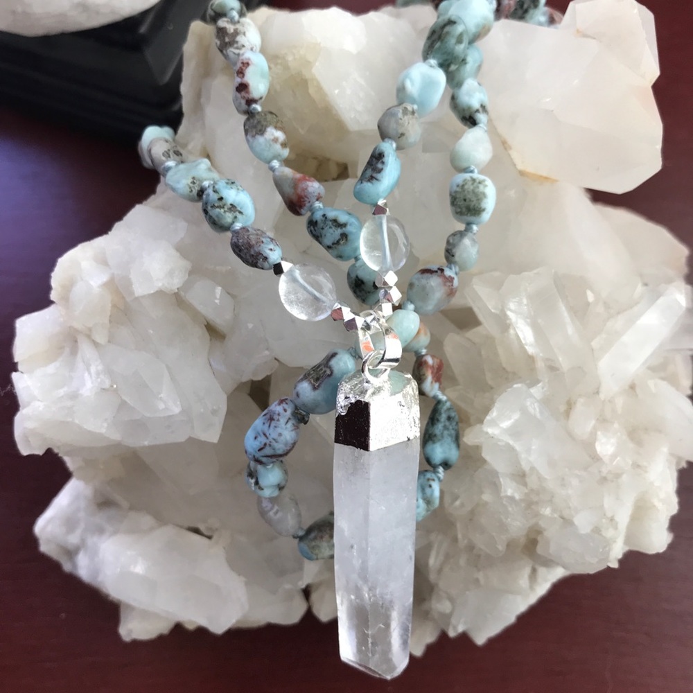 aquamarine and quartz gold or silver necklace - Picture 9 of 9